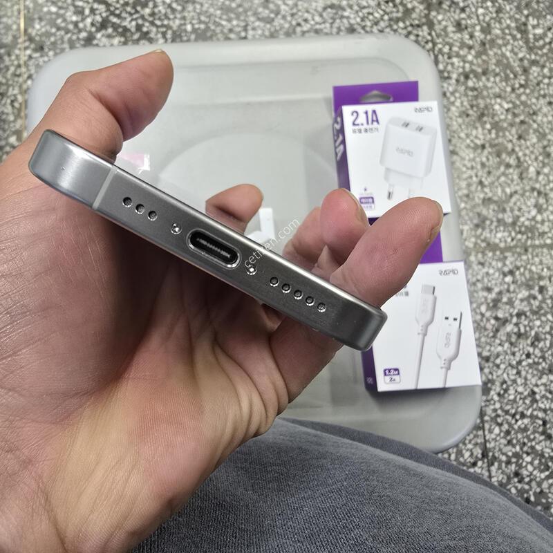 ������15���� 256G ȭ��Ʈ���� (���͸�79%) ����� �˴ϴ�
