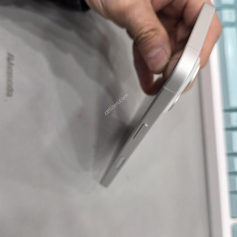������ 16 512GB ȭ��Ʈ