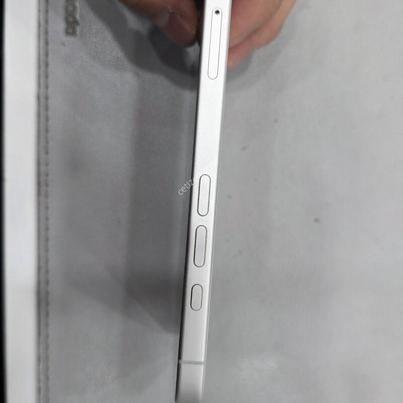 ������ 16 512GB ȭ��Ʈ