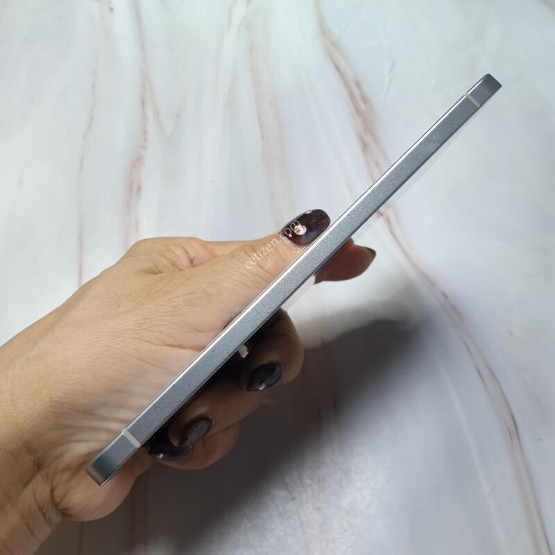 SK ������ S25���� ���� 256G A�� �Ǹ��մϴ�