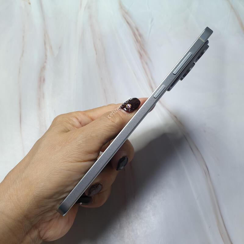 SK ������ S25���� ���� 256G A�� �Ǹ��մϴ�
