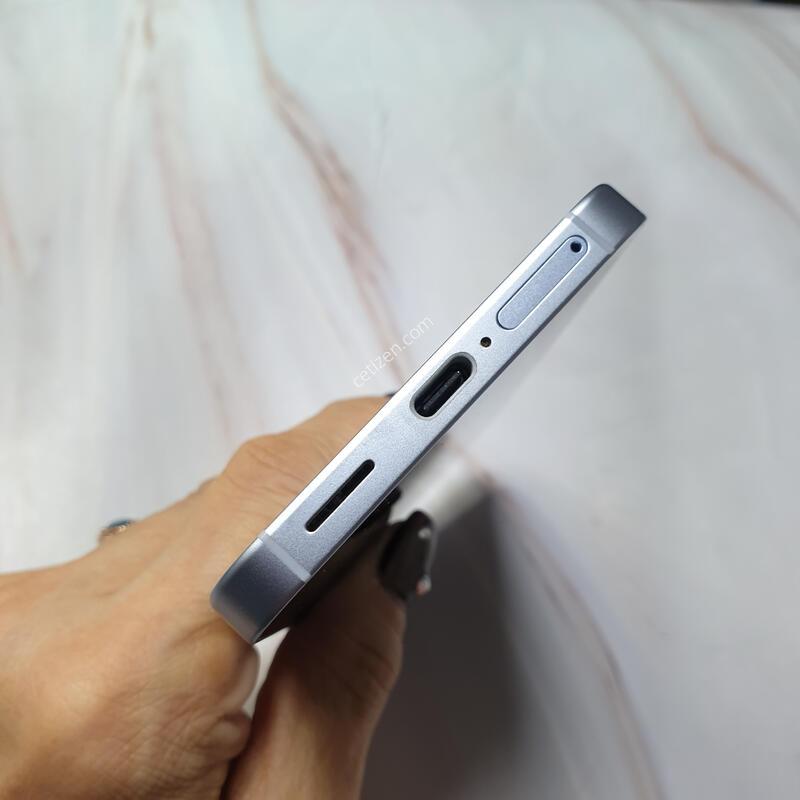 SK ������ S25 ���� 256G S�� �Ǹ��մϴ�