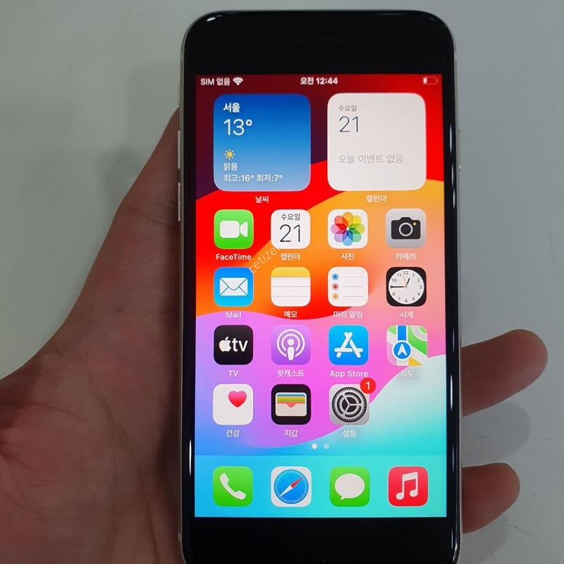������ SE3 256G ���ܻ� �������⽺ ���±� �߰��� �����