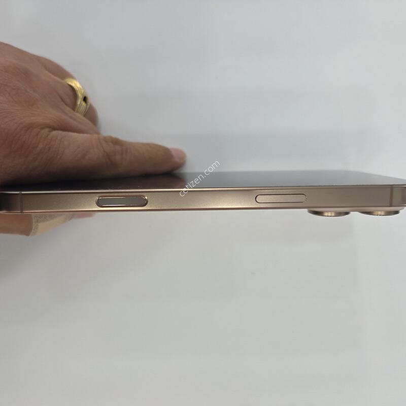 ������16���θƽ� 256GB ����Ʈ A���Դϴ�