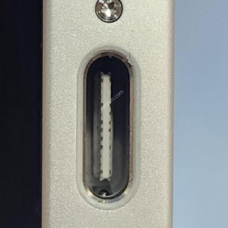 ������17E 256GB ȭ��Ʈ