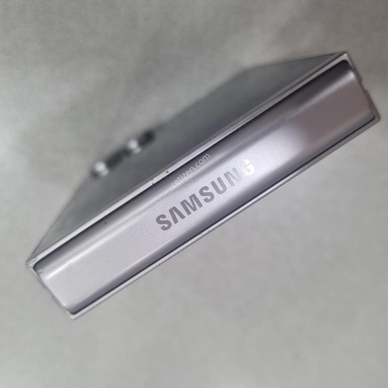 �ø�6 (ȭ�� ��) 256gb�Ǹ�!!