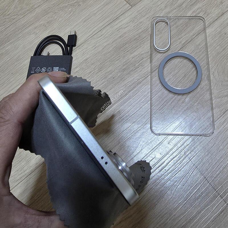 ������  S25����    512GB