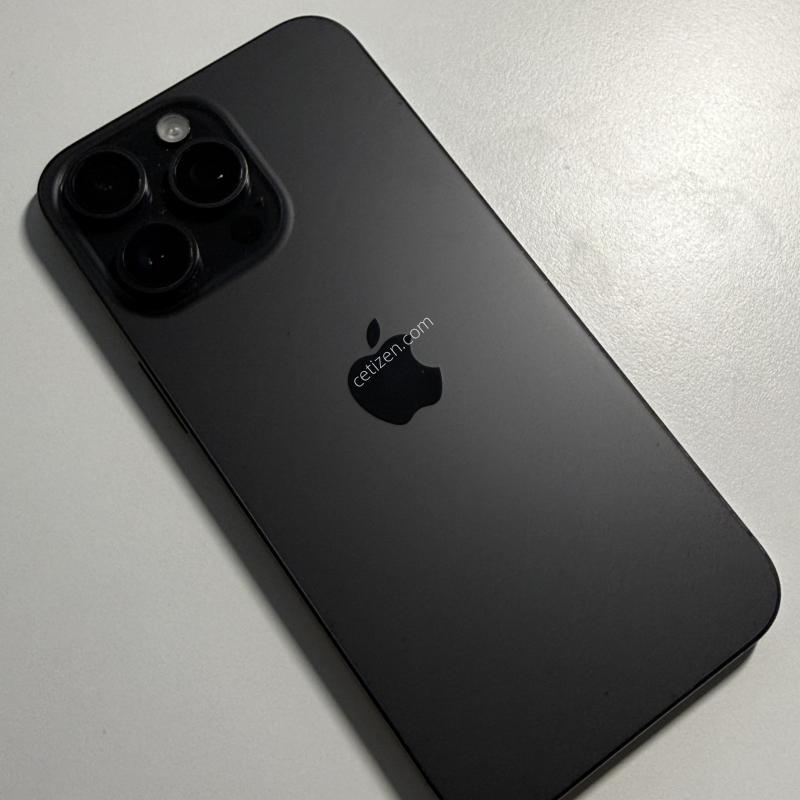 ������15���θƽ� 256GB ���� (�𼭸� ��¦ ��Ȱ���� ������� �ֻ� / ��������)