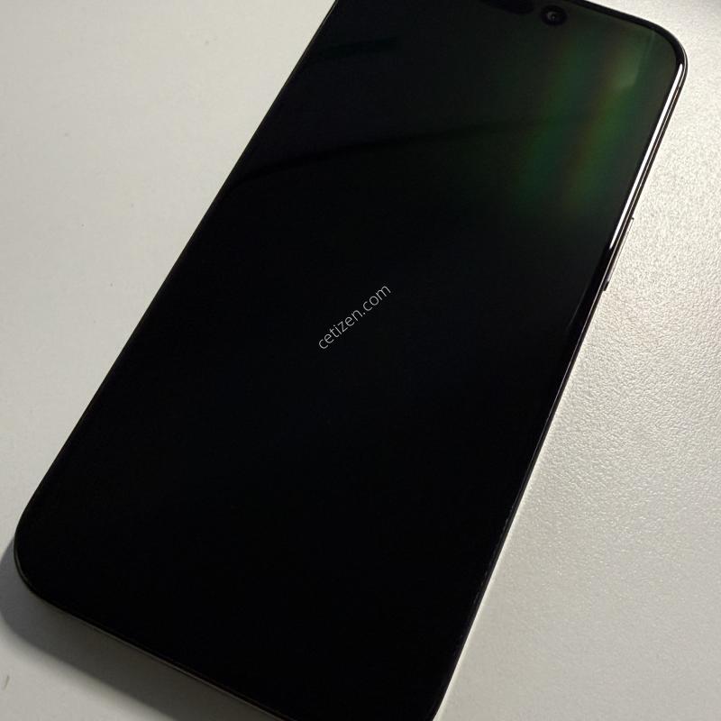 ������15���θƽ� 256GB ���� (�𼭸� ��¦ ��Ȱ���� ������� �ֻ� / ��������)