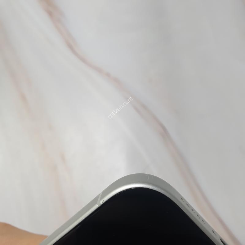 ������16 ȭ��Ʈ 128G A�� �Ǹ��մϴ�
