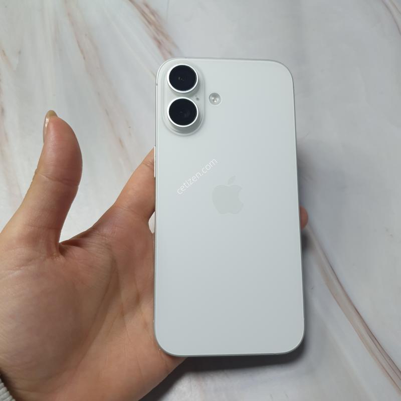 ������16 ȭ��Ʈ 128G A�� �Ǹ��մϴ�