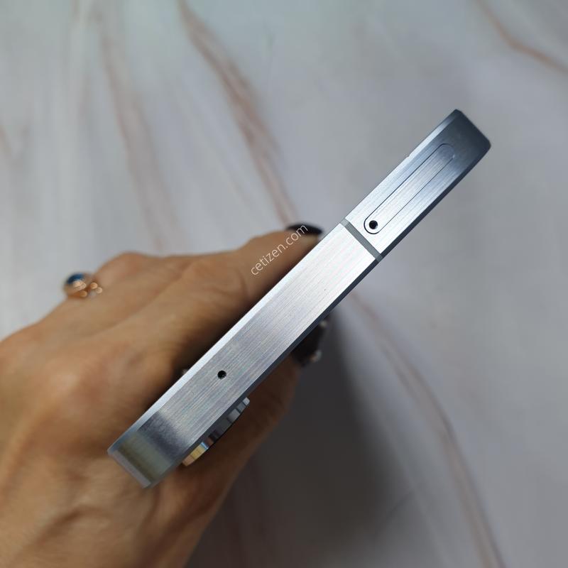 SK ������ ����5 ���̽����� 128G A�� �Ǹ��մϴ�
