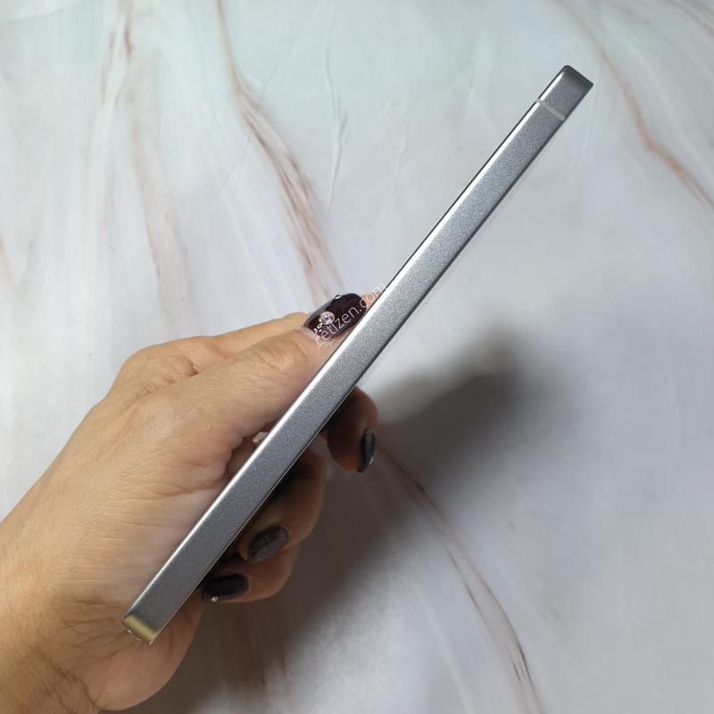 SK ������ S25��Ʈ�� ƼŸ���ǹ����� 256G A�� �Ǹ��մϴ�
