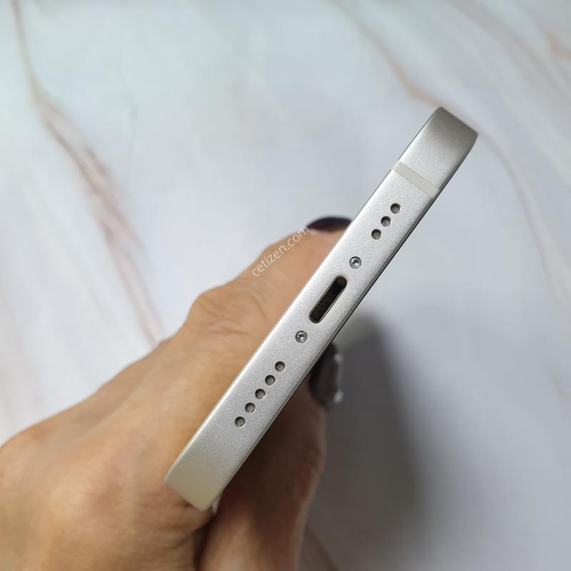 ������13 ȭ��Ʈ 128G S�� �Ǹ��մϴ�
