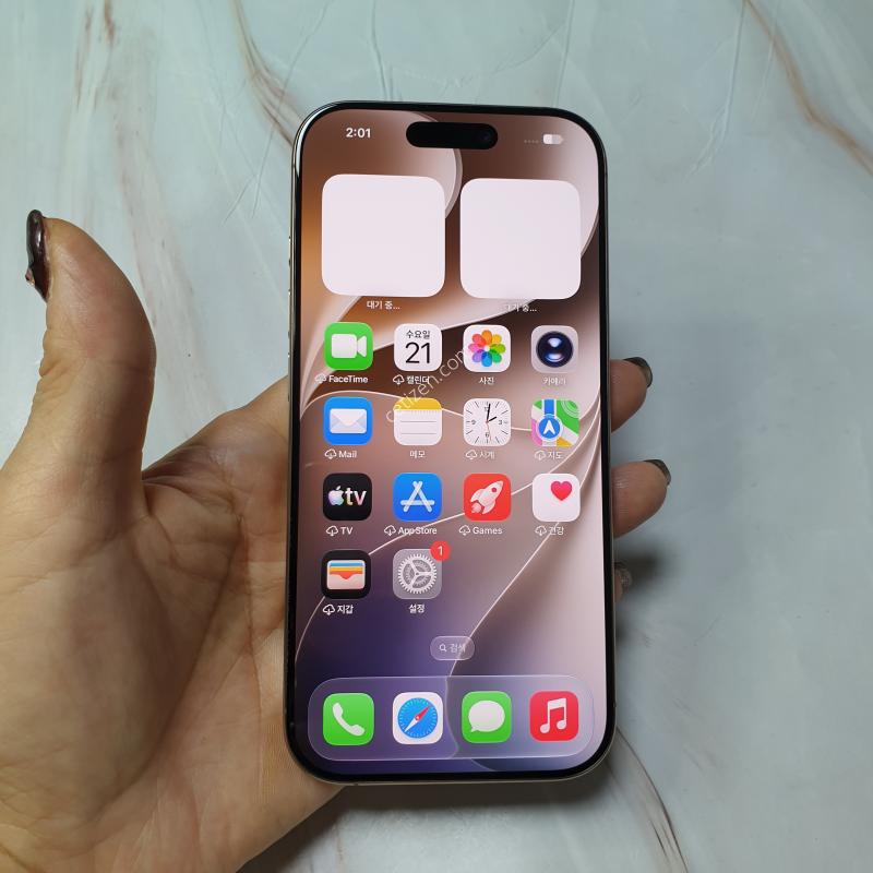 ������16���� ����ƮƼŸ�� 256G S�� �Ǹ��մϴ�