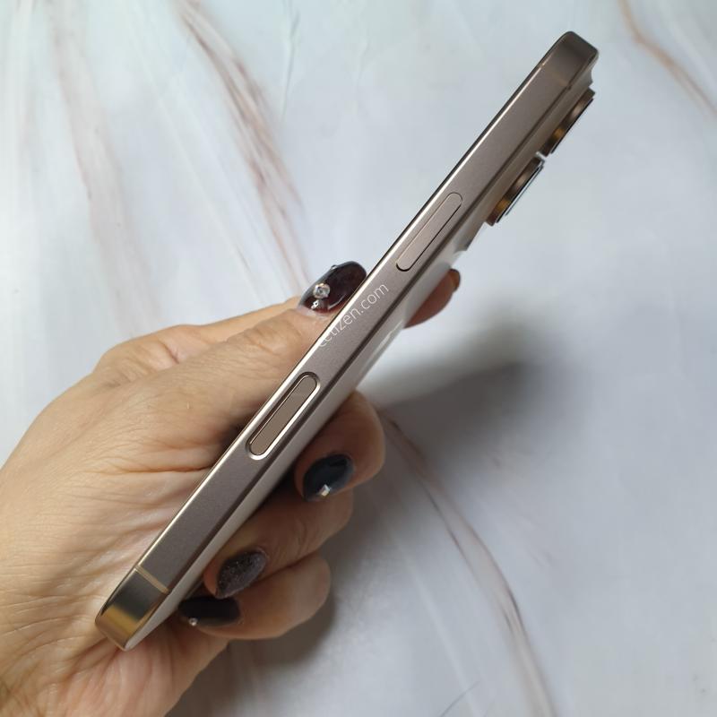 ������16���� ����ƮƼŸ�� 256G S�� �Ǹ��մϴ�
