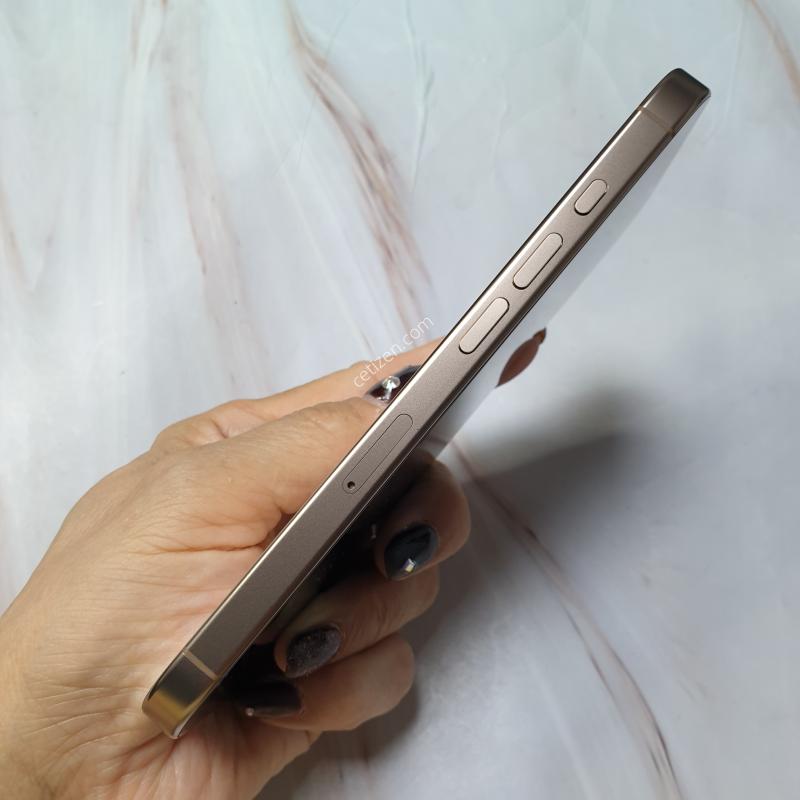 ������16���� ����ƮƼŸ�� 256G S�� �Ǹ��մϴ�