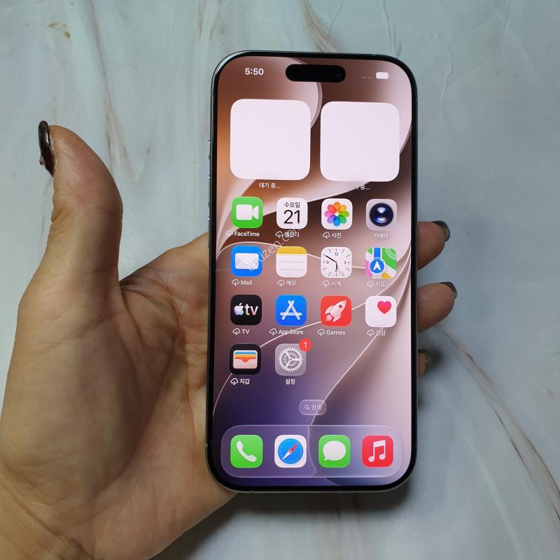 ������16���� ���߷�ƼŸ�� 128G S�� �Ǹ��մϴ�
