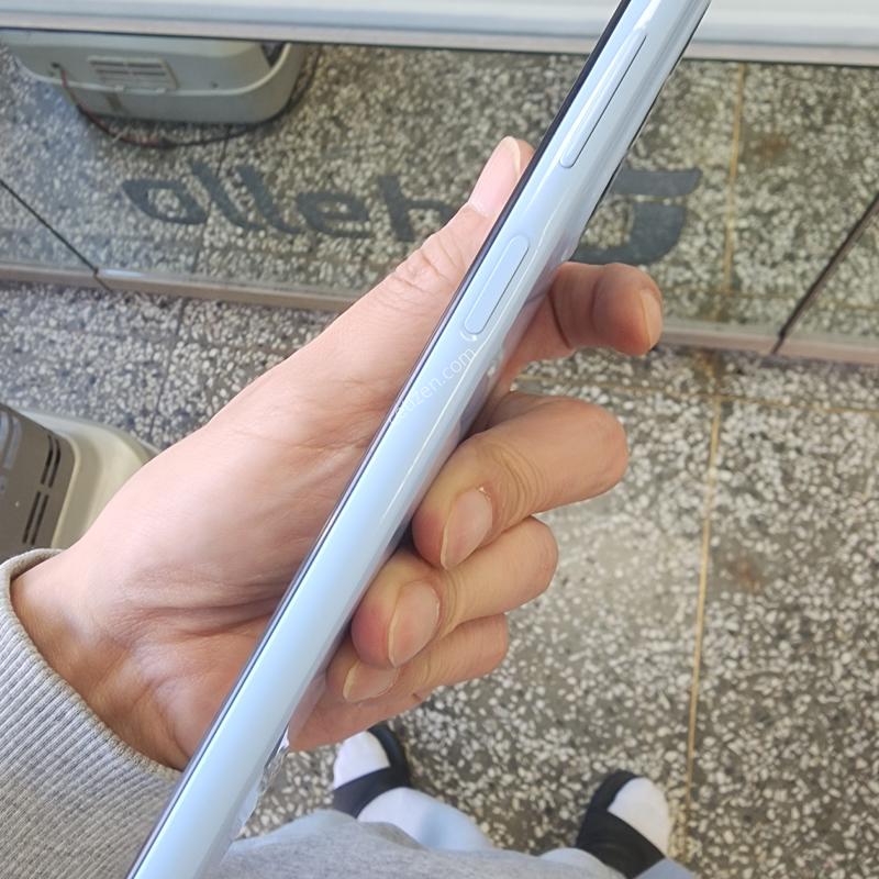 ������A235 �������� 128�Ⱑ ������(�ܻ�.���ξ��� �����^^!)