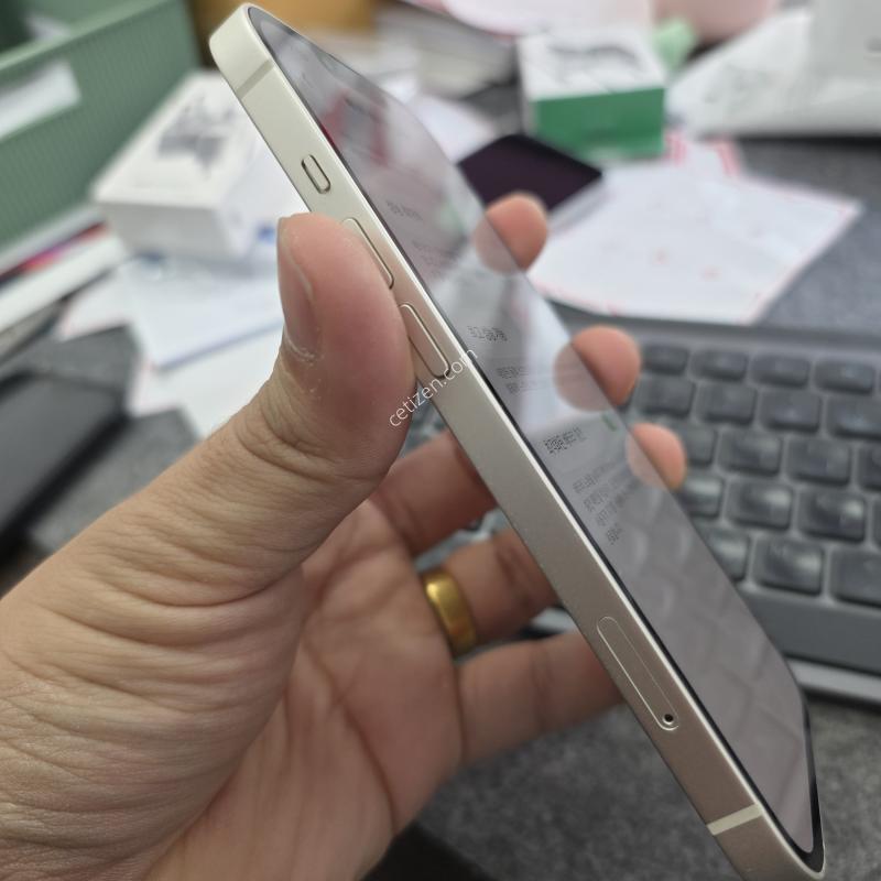 (3303)아이폰13 256