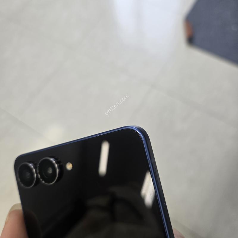 갤럭시 Z플립7 네이비 512GB 특AA무잔상