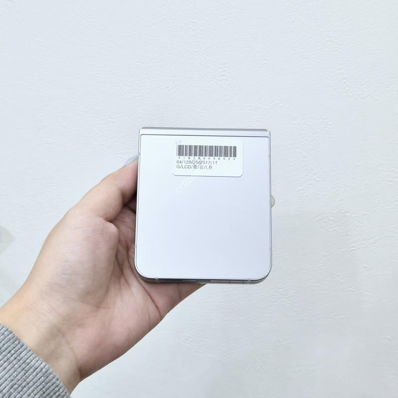 갤럭시Z플립6 실버 256GB