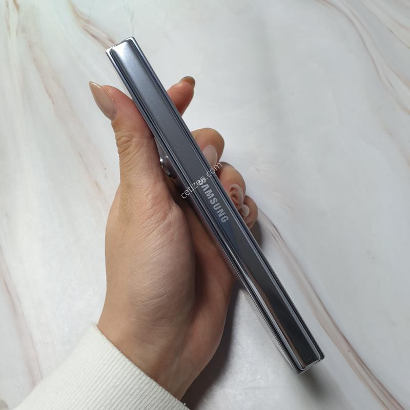 SK 갤럭시 Z폴드5 5G 블루 256G 저렴히 판매합니다