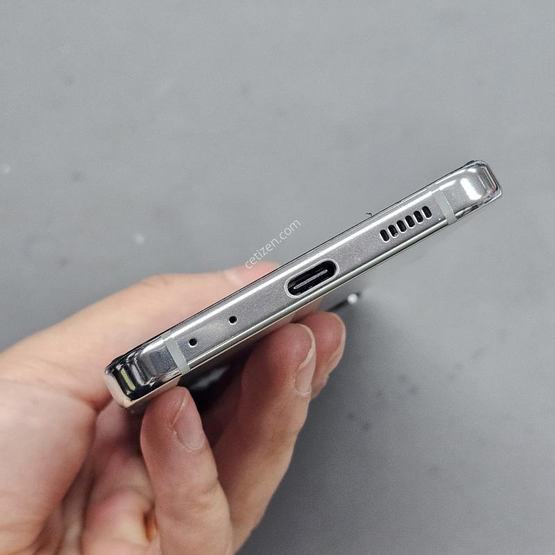 삼성 갤럭시 Z플립5 512GB 민트 자급제 초초깨알흑점 초저렴 무잔상 중고폰 ~!