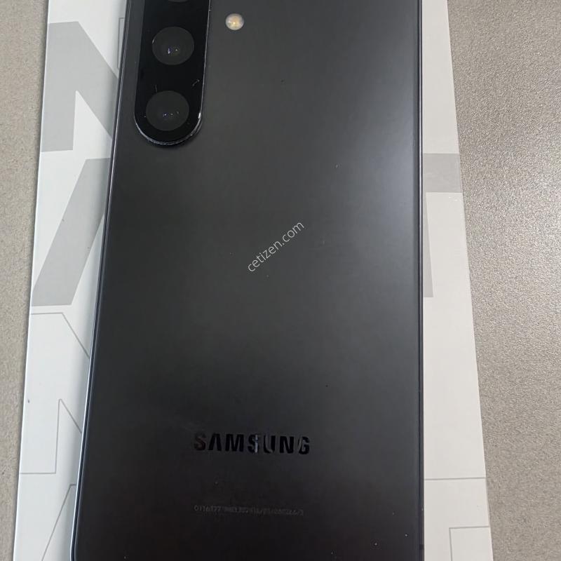 갤럭시s24 자급제 블랙 512g 판매합니다.