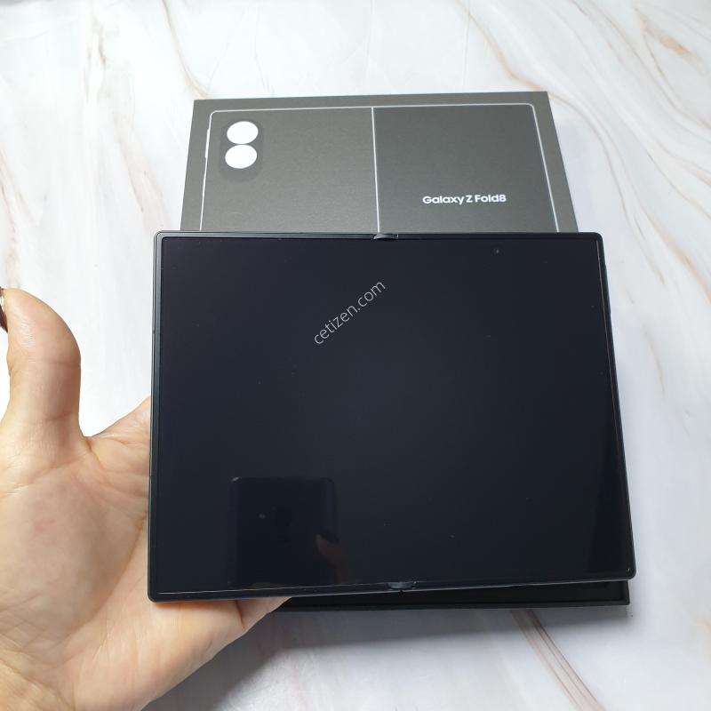 LG 갤럭시 Z폴드8 와이드 그라파이트 256G A급 풀박스 판매
