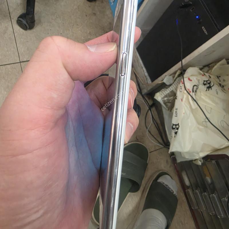 J500 자급제