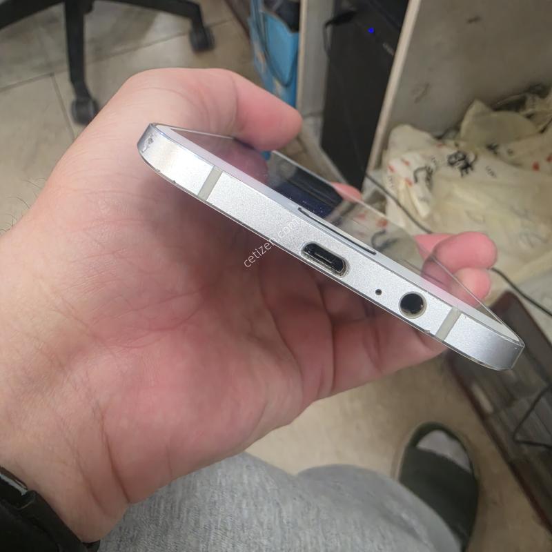 A800s 흰둥