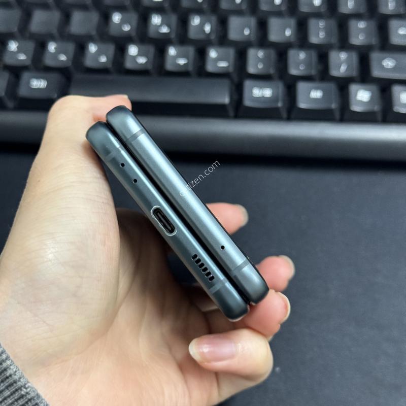 갤럭시 z플립3