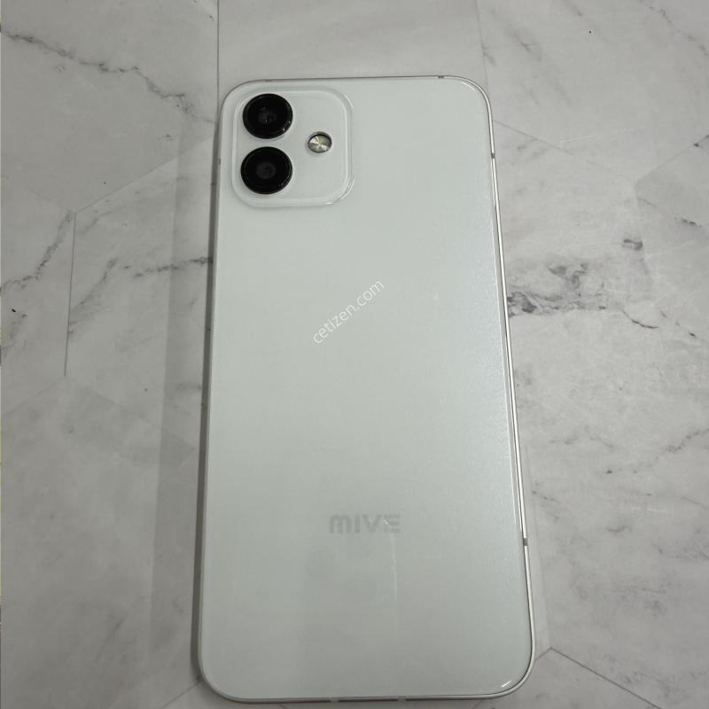 마이브 시나모롤 화이트 A급 128GB