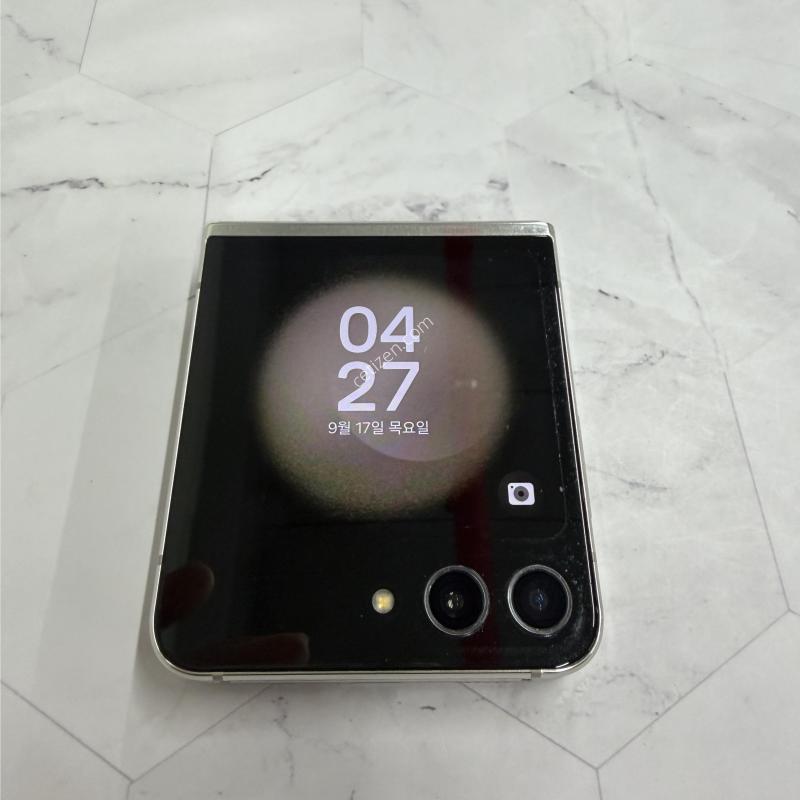 갤럭시플립5 크림 A급 256GB