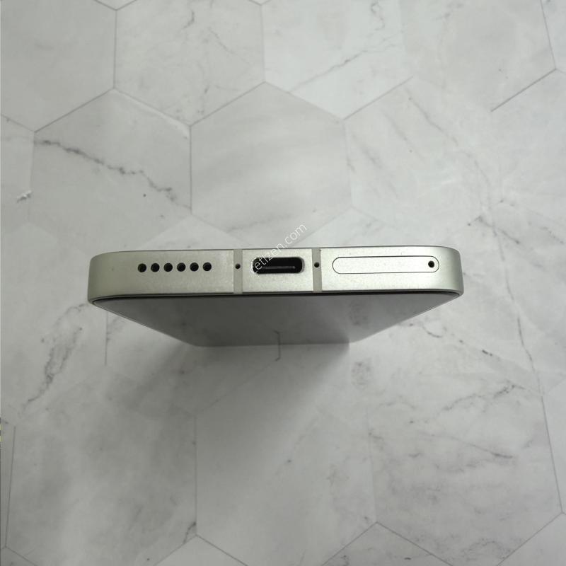마이브 시나모롤 화이트 A급 128GB