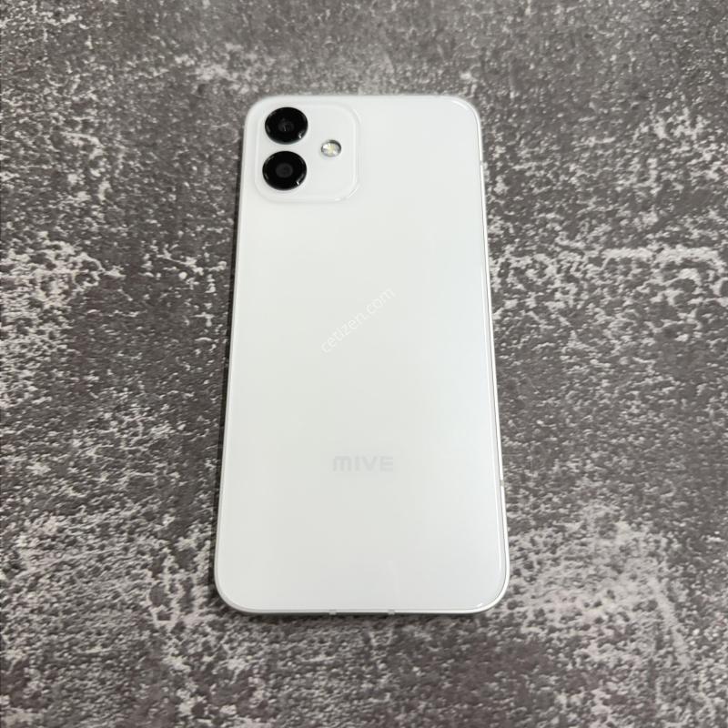 마이브 시나모롤 화이트 SS급 128GB