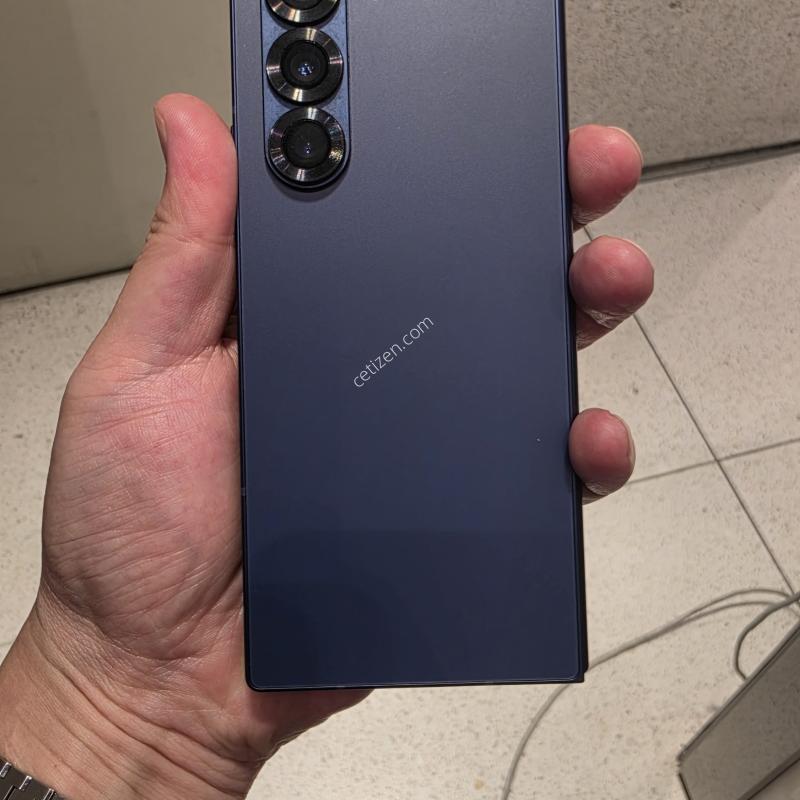 폴드6 512블루