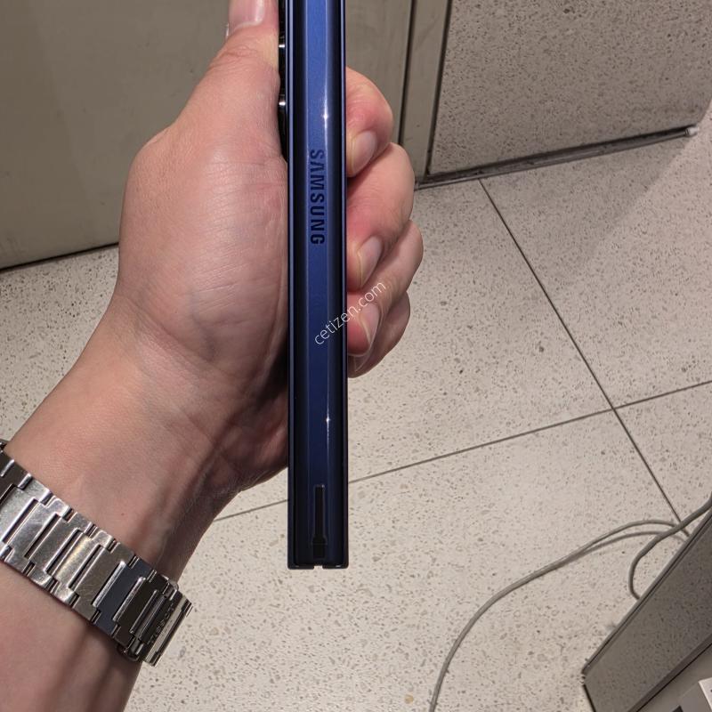 폴드6 512블루