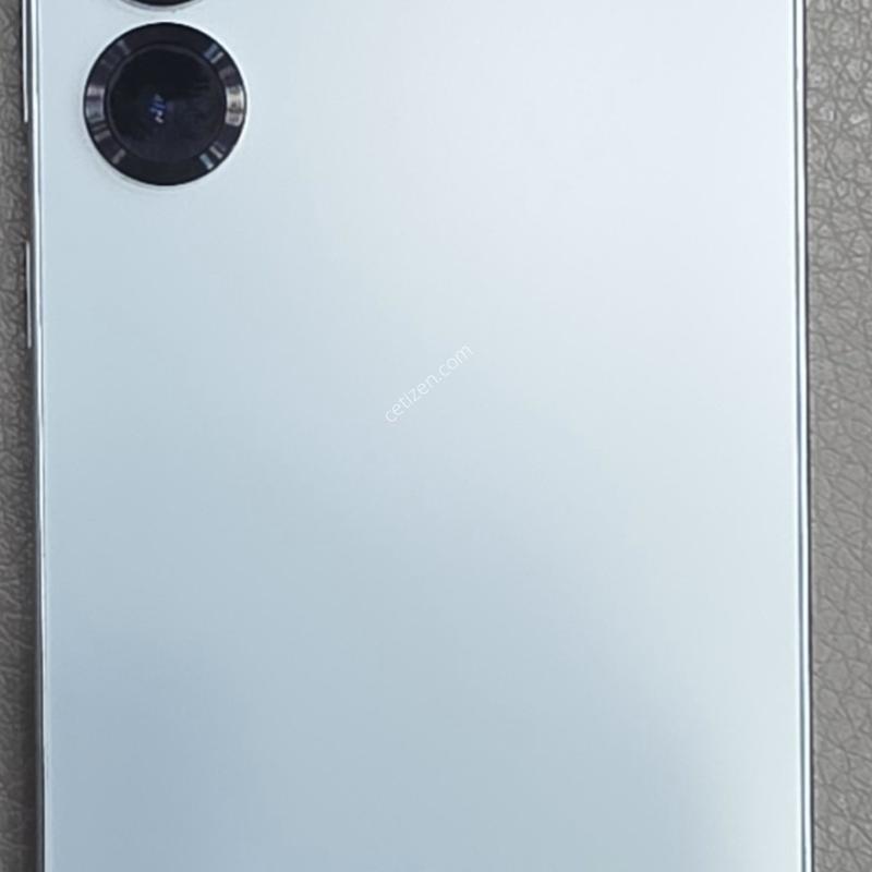 S25