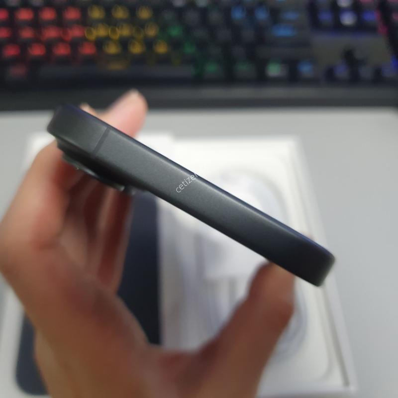[가개통] 아이폰17 / 256GB / 블랙 / 배터리성능 100% (사이클 수 20)