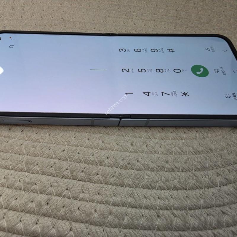 갤럭시 플립6 블루 256GB A급 판매합니다 (깨끗)