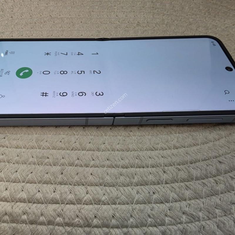 갤럭시 플립6 블루 256GB A급 판매합니다 (깨끗)