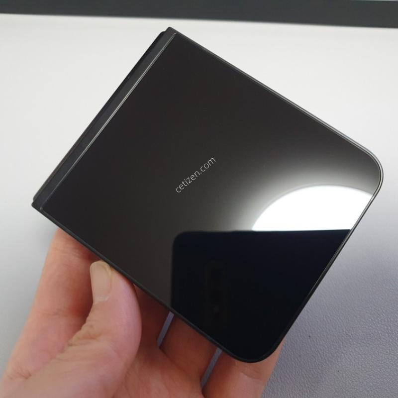 갤럭시 Z플립7 FE / 256GB / 블랙