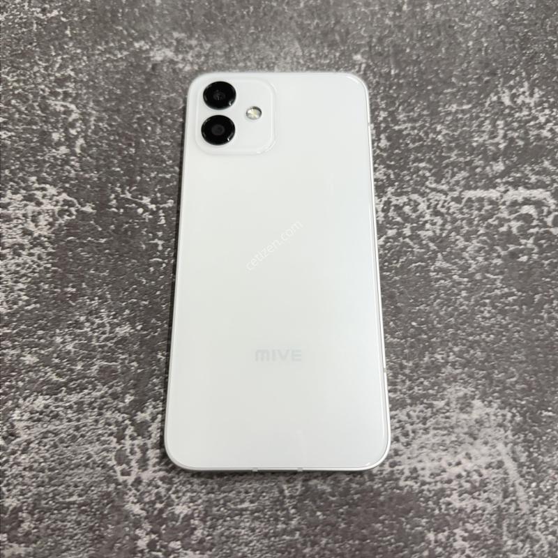 마이브 시나모롤 화이트 SS급 128GB