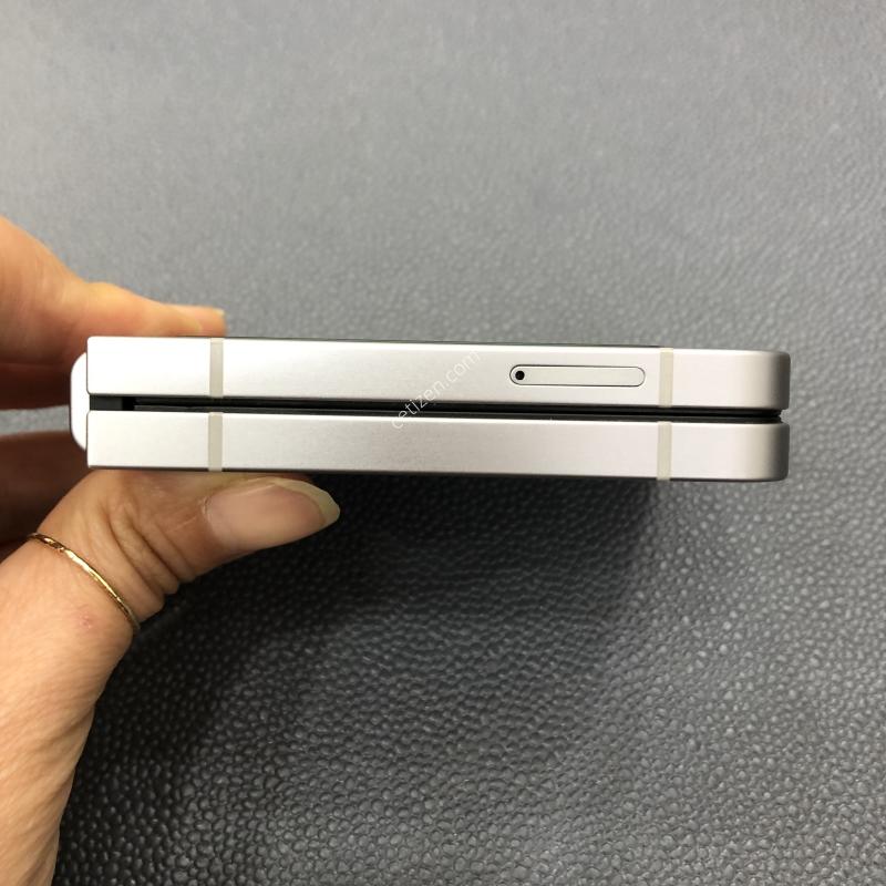 제트플립6 실버,컨디션 최상,잔상 없음