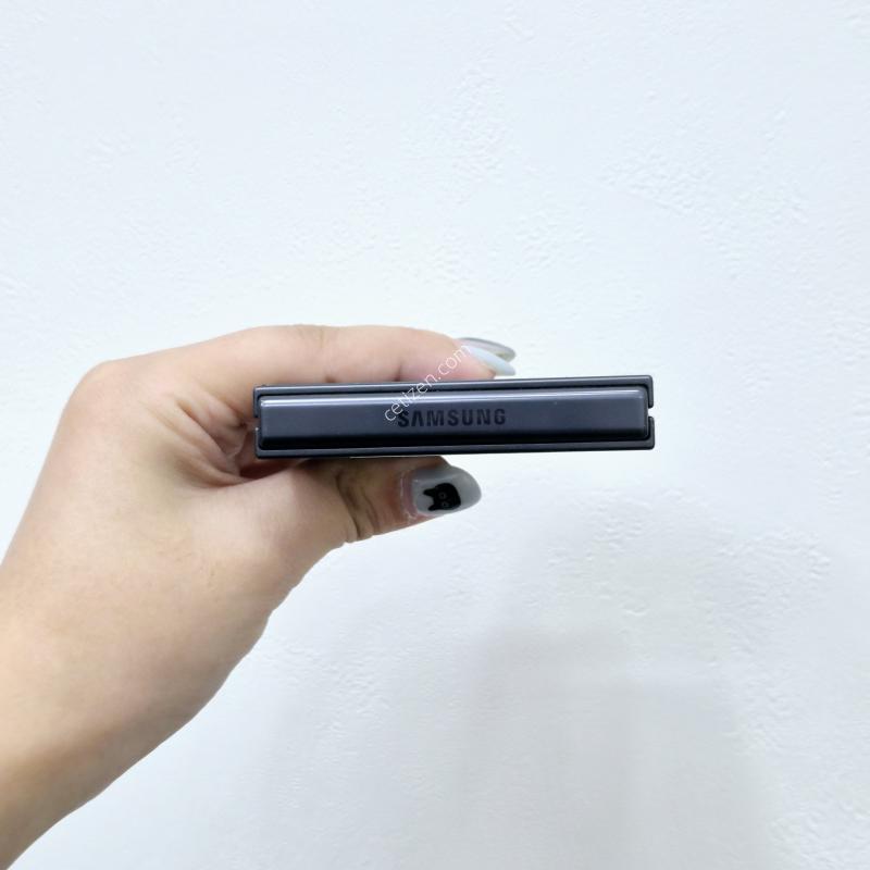 갤럭시Z플립7 블랙 256GB
