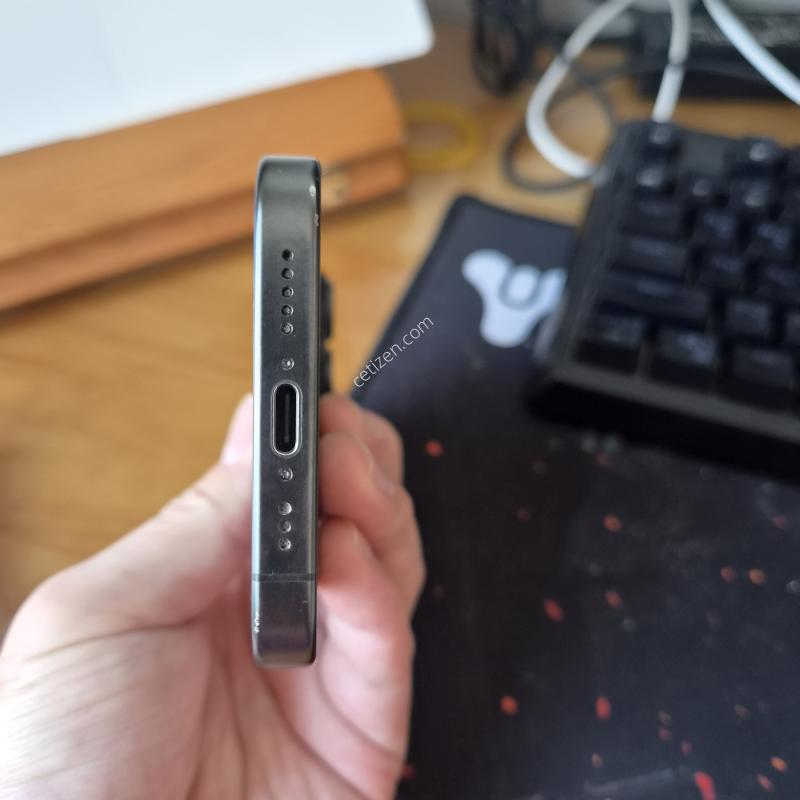 아이폰 15 프로 128GB 블랙 티타늄