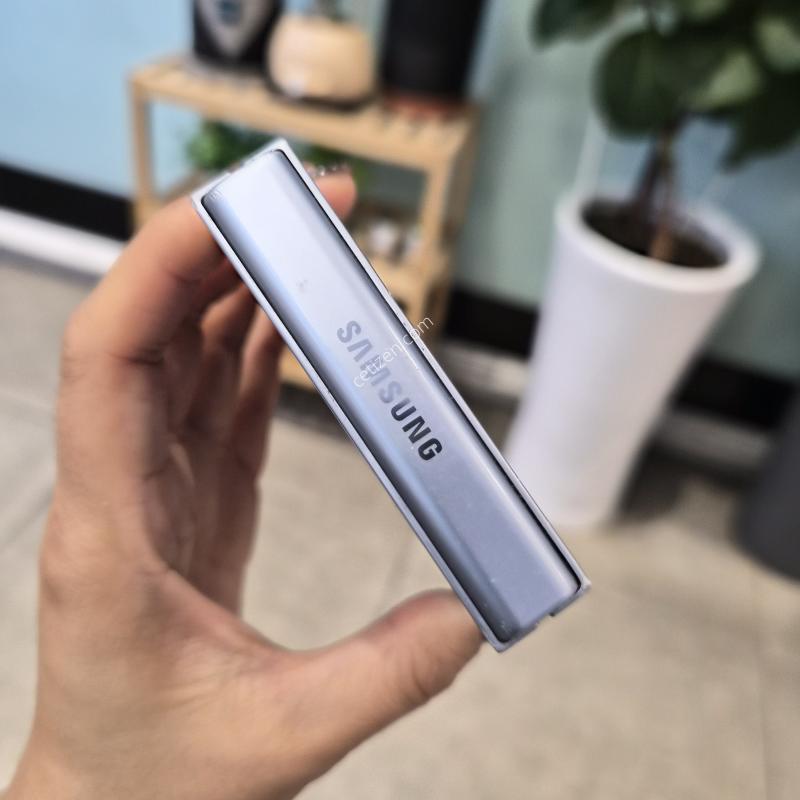 SK 갤럭시Z플립6 256기가 블루