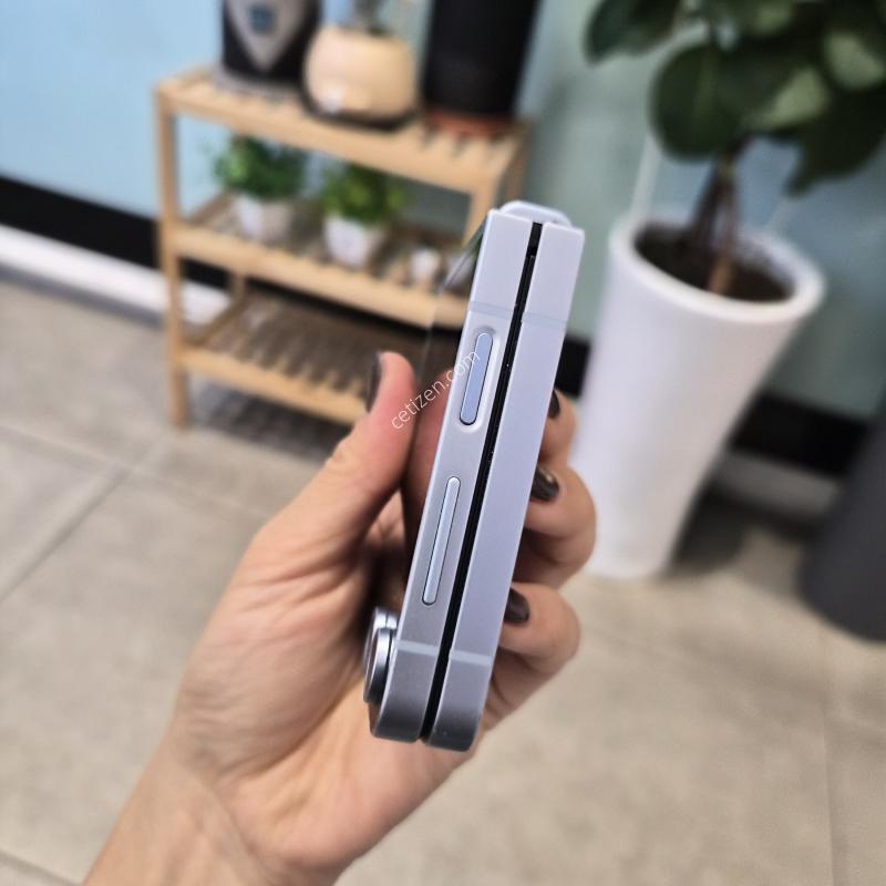SK 갤럭시Z플립6 256기가 블루